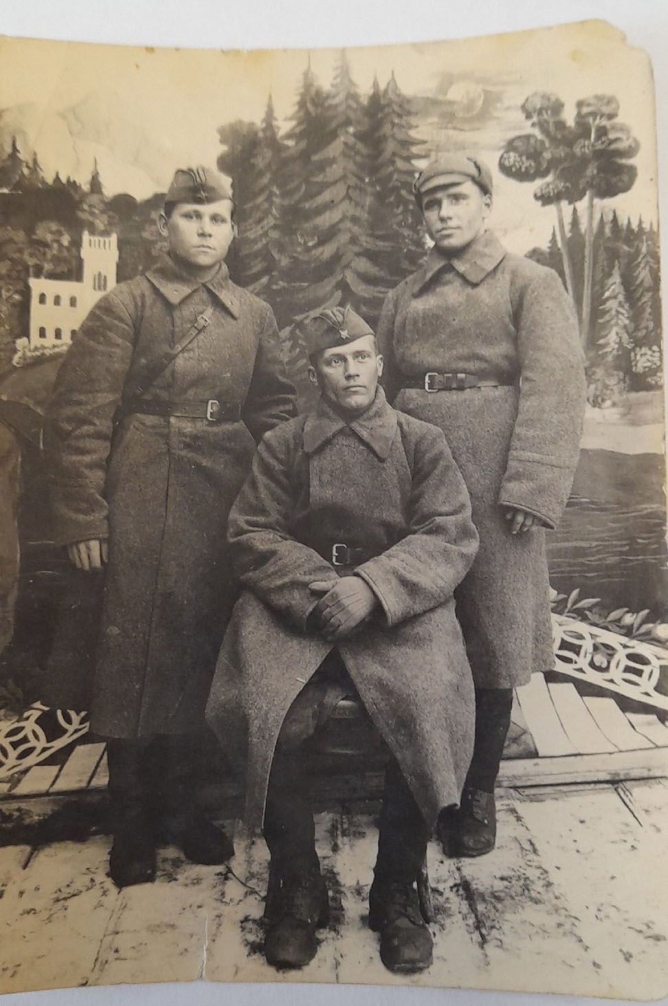 А. Машаков вместе с сослуживцами